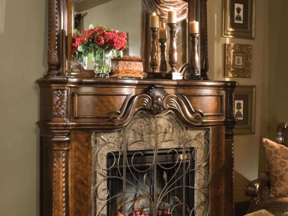 Windsor Court Fireplace