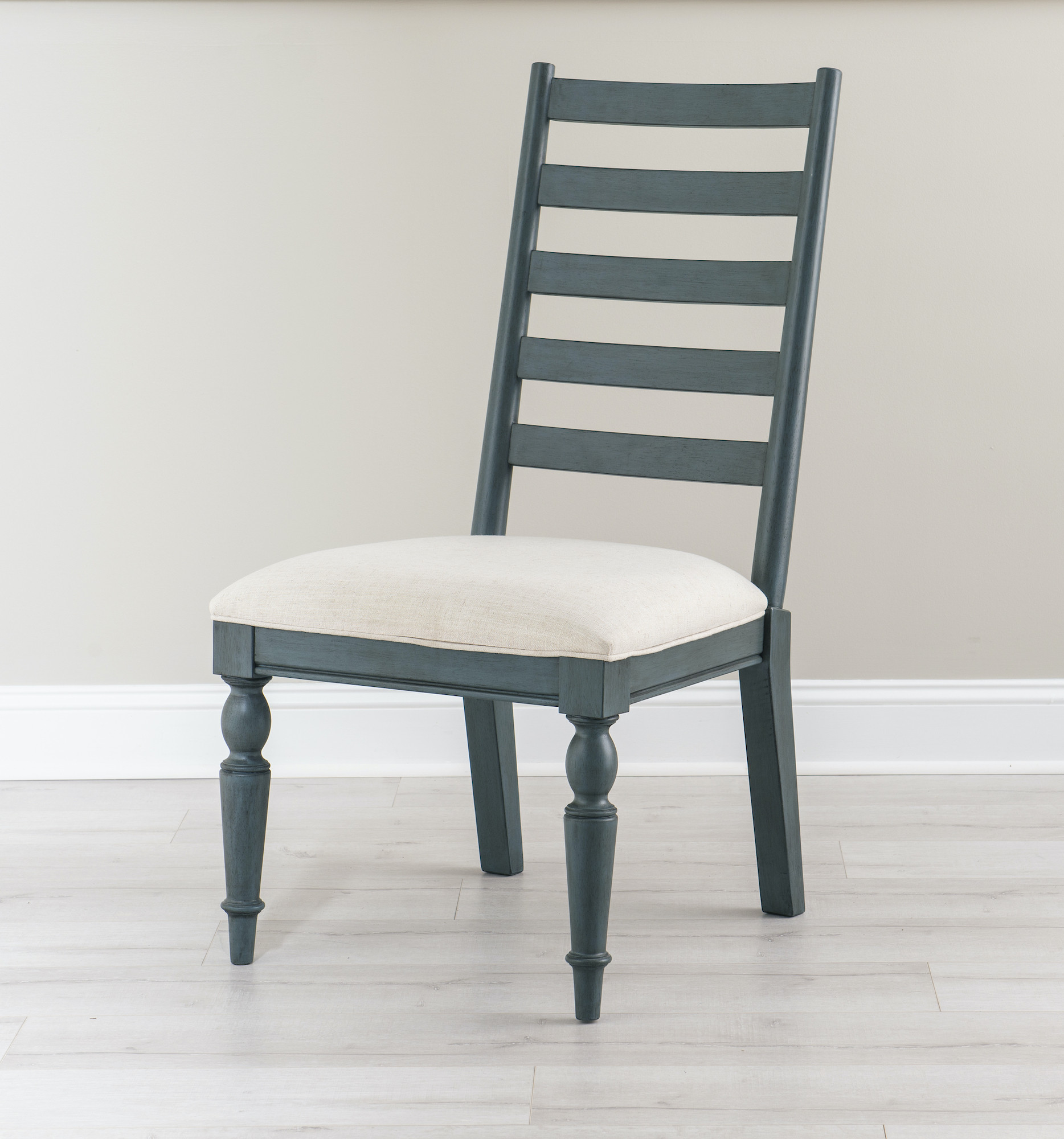 Ladder Back Side Chair