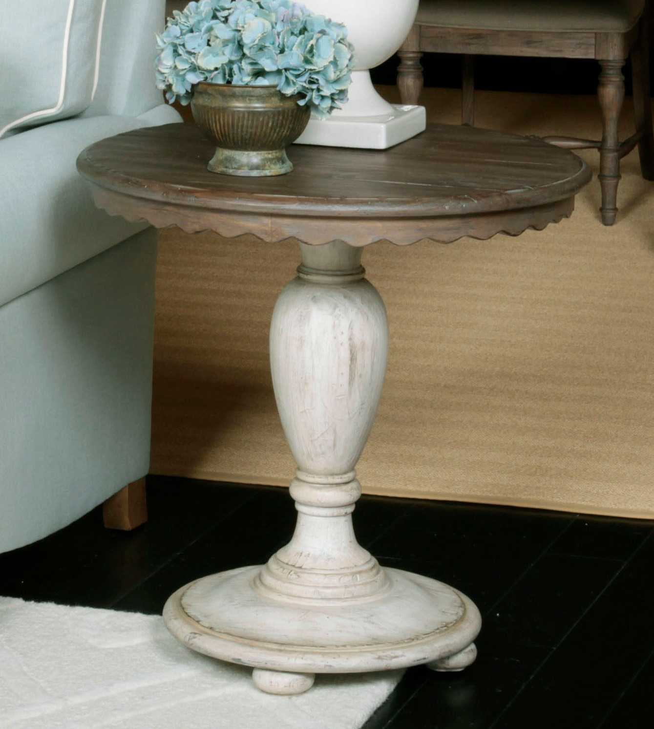 Accent Table