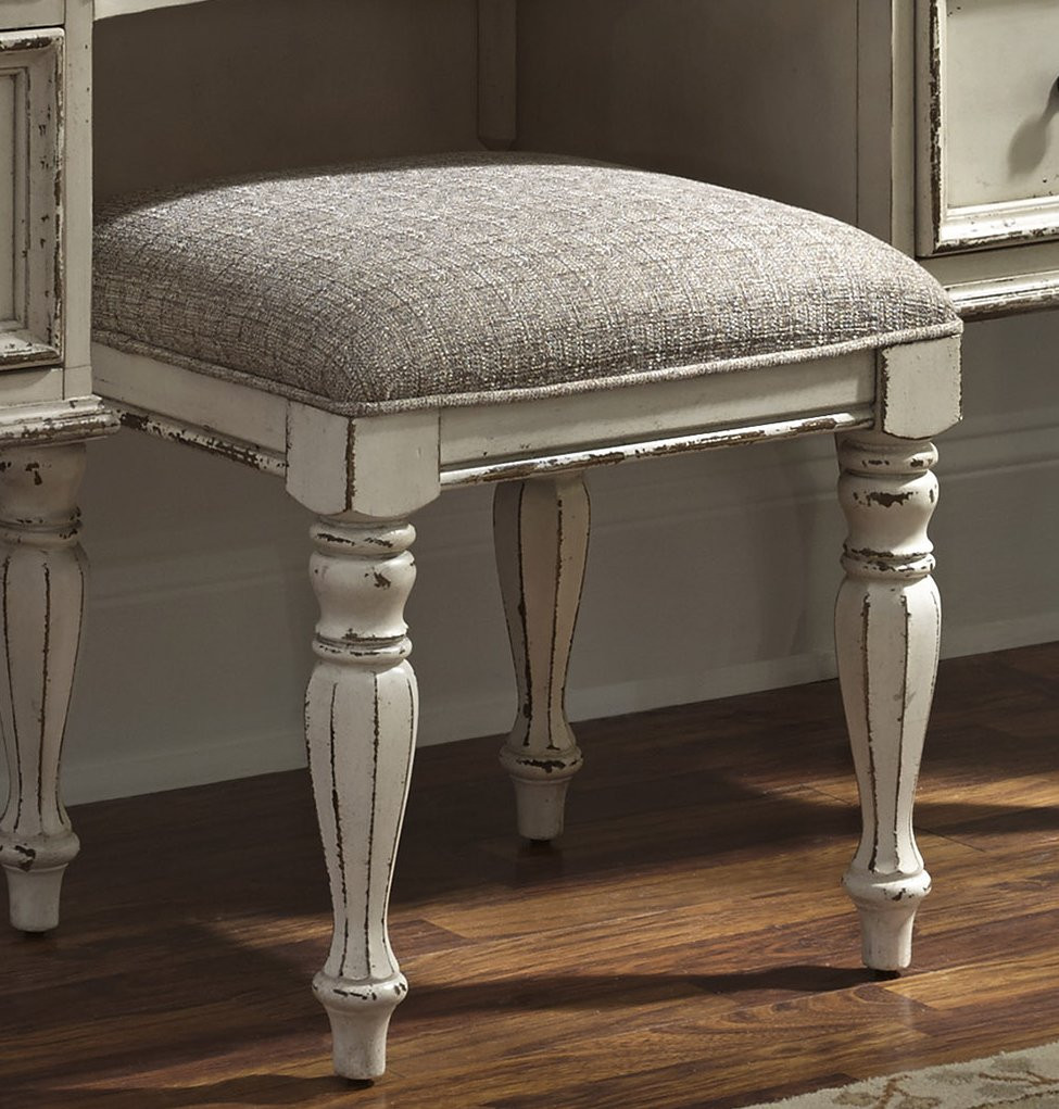 Liberty magnolia outlet manor vanity