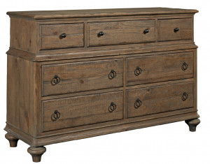 Wellington Dresser