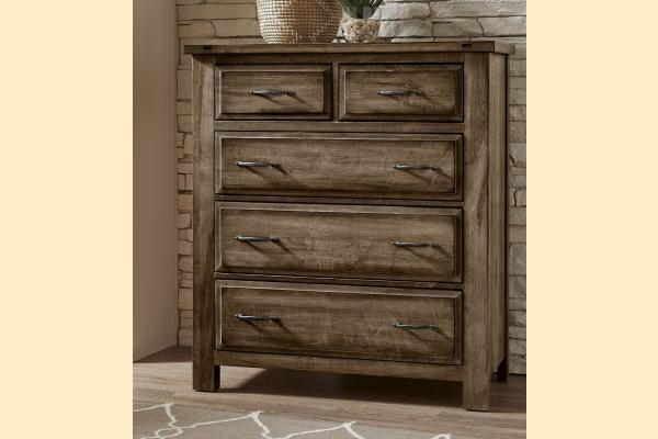 Vaughan Bassett Solids A&P Maple Road-Maple Syrup 5 Drawer Chest