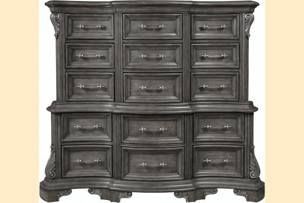 Pulaski Vivian Master Chest