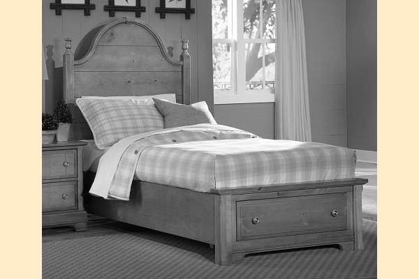 Cottage Black Bedroom By Vaughan Bassett